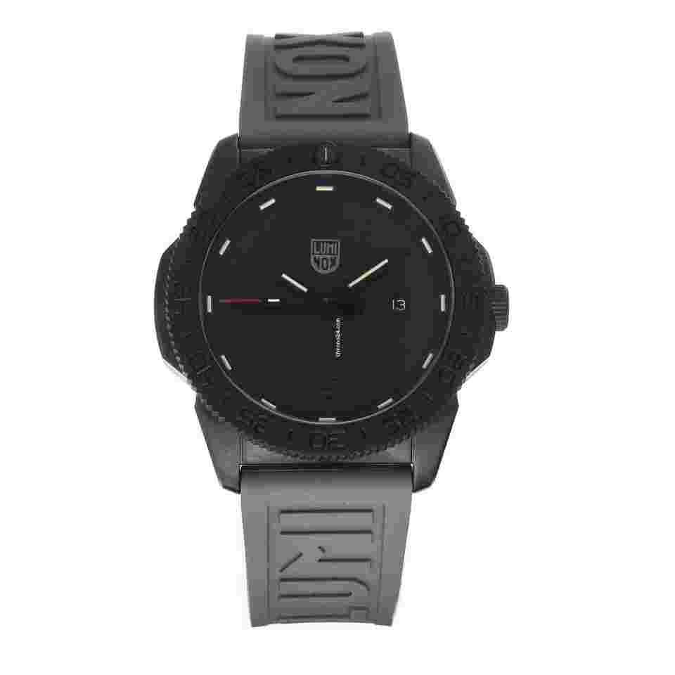 Luminox
                           
                                 Pacific Diver XS.CA21.BO 44mm Black Dial Rubber Steel Quartz Men's Watch