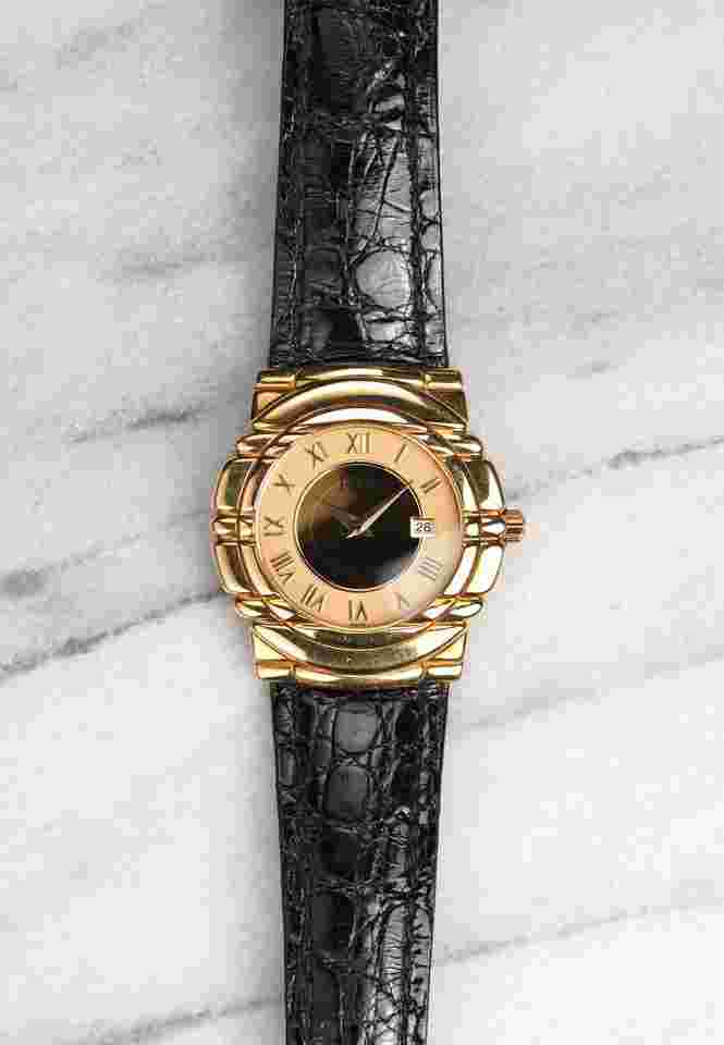 Piaget Tanagra
                           
                                 Reference 17041 Tangara Vintage 1990s Quartz 18K Gold Champagne Dial 34mm
