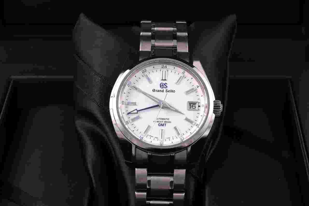 Grand Seiko Heritage Collection
55th Anniversary Hi-Beat Titanium Box/Papers SBGJ255G