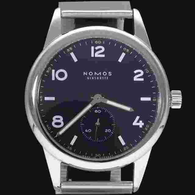NOMOS Club Automat
                           
                                 Navy Limited Edition 175 Automatic Box and Papers Boite et Papiers Full Set