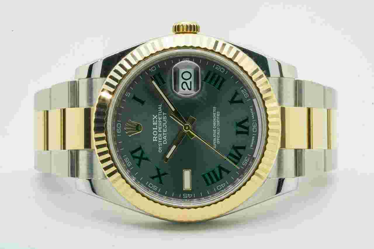 Rolex Datejust 41
Oyster Perpetual 41mm 126333 Wimbledon Dial 10196