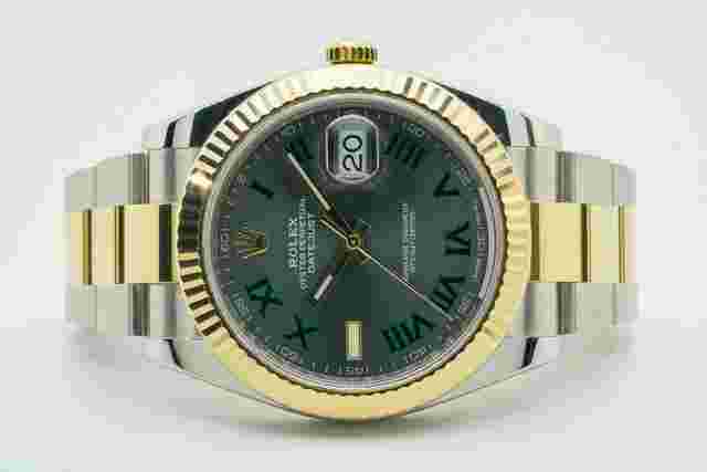 Rolex Datejust 41
                           
                                 Oyster Perpetual 41mm 126333 Wimbledon Dial 10196