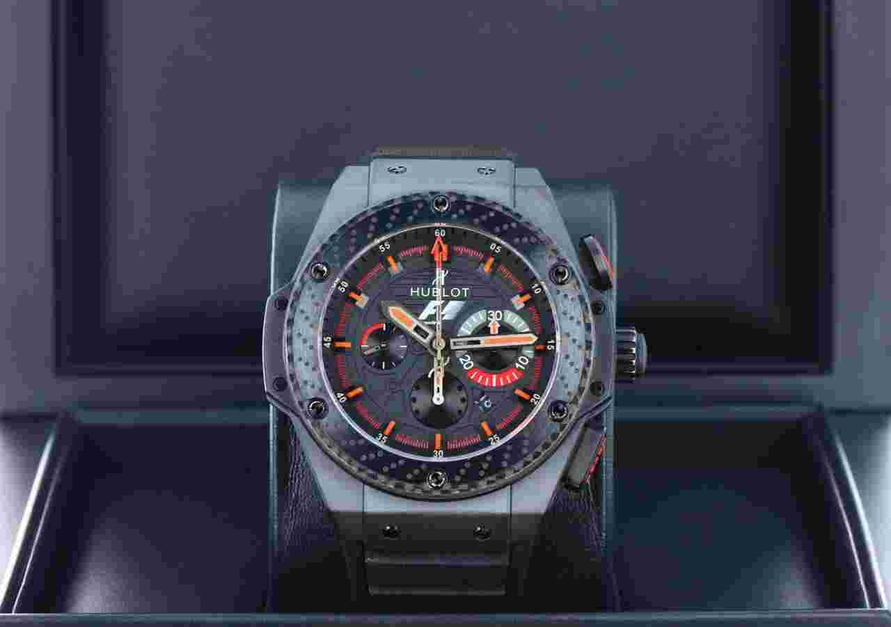 Hublot King Power
Big Bang King Power F1 Oxidized Carbon Limited 500 Pieces Formula One 703.CI.1123.NR.FM010