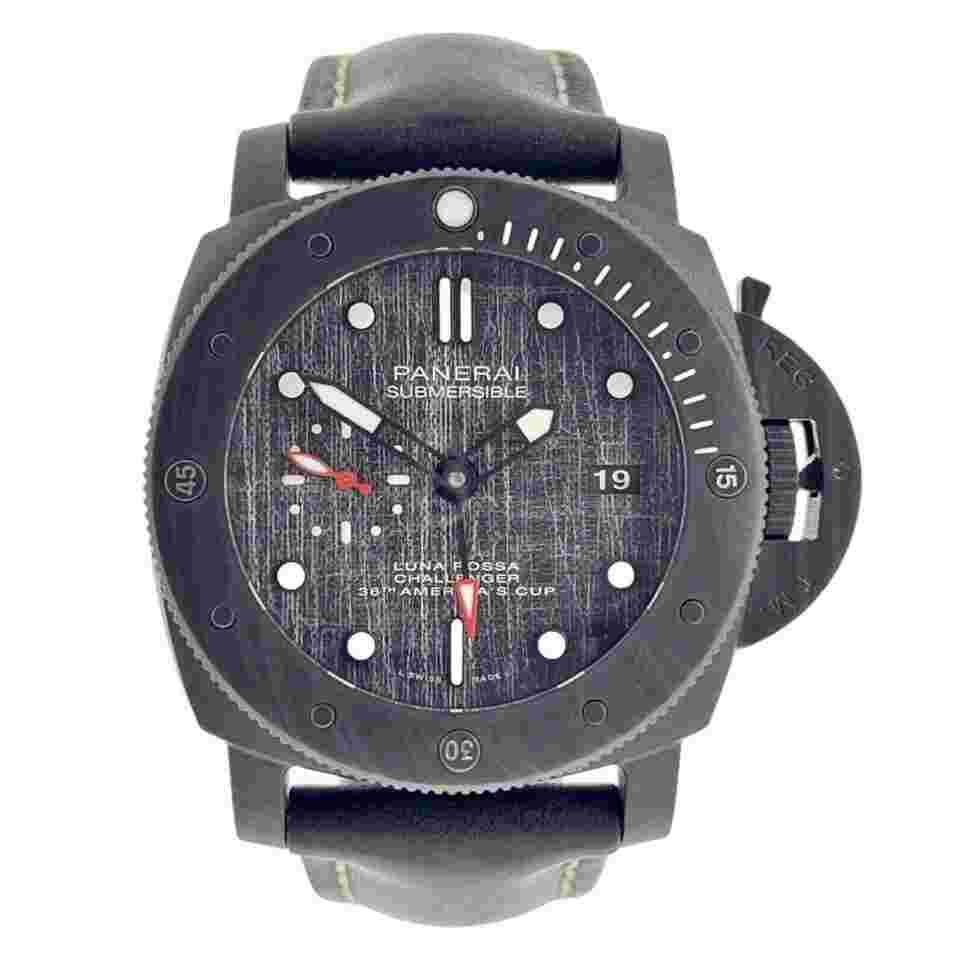 Panerai Submersible
PAM 1039 (PAM01039) Submersible Luna Rosa GMT 47mm Carbotech