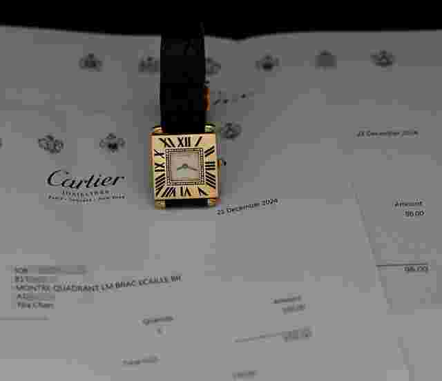 Cartier
                           
                                 18K Yellow Gold Square Montre Quadrant Quartz with Cartier Service Paper