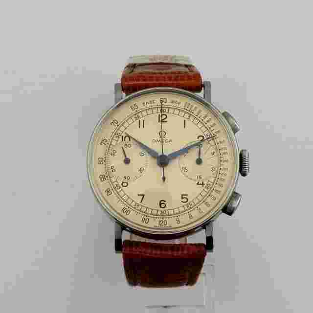 Omega
                           
                                 Chronograph Rare Calibre 33.3 Acier Staybrite Top Condition Box Swiss Made