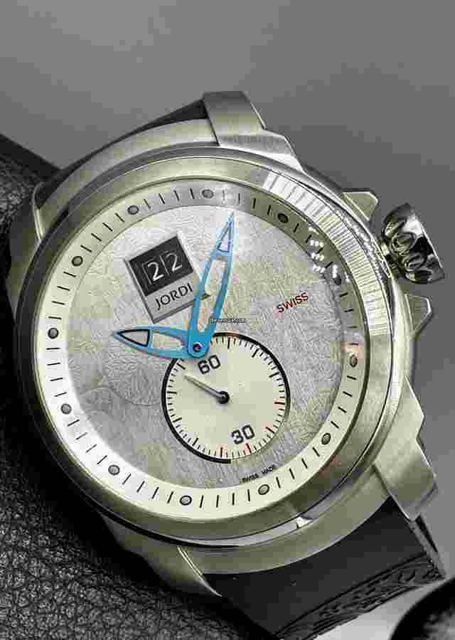 Michel Jordi
                           
                                 Mega Icon Swiss Made Quartz Big Date 45mm Silver Guilloche Dial