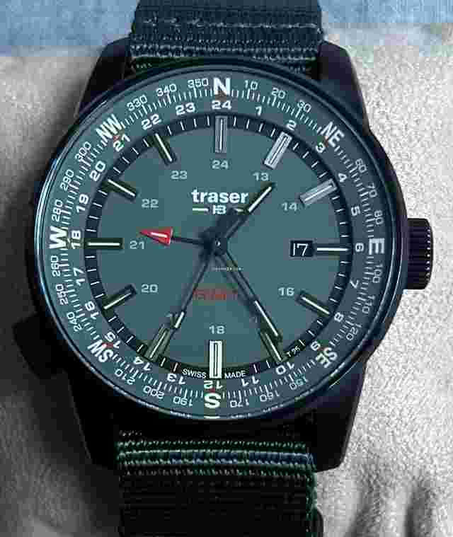 Traser
                           
                                 Herrenuhr Pathfinder Gmt Grün P68
