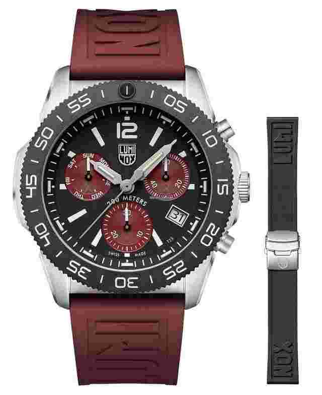 Luminox
                           
                                 Pacific Diver Chronograph Burgundy/Black Rubber Mens Watch XS.3155.1.SET