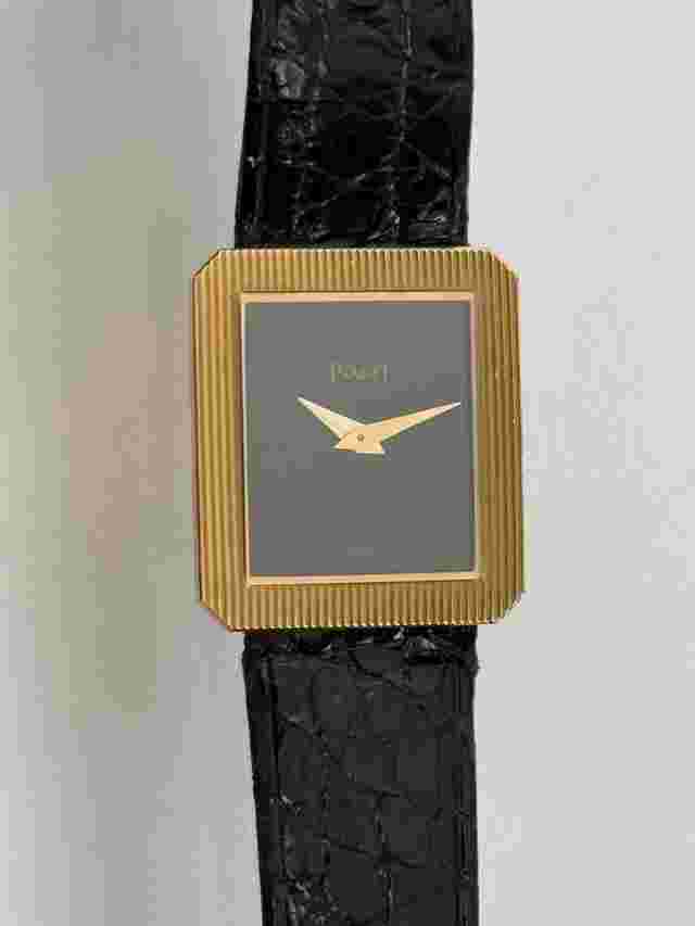 Piaget
                           
                                 Protocole 4154 Black Onyx 18K Yellow Gold Manual 1990’s Ladies Vintage 23mm x 20mm