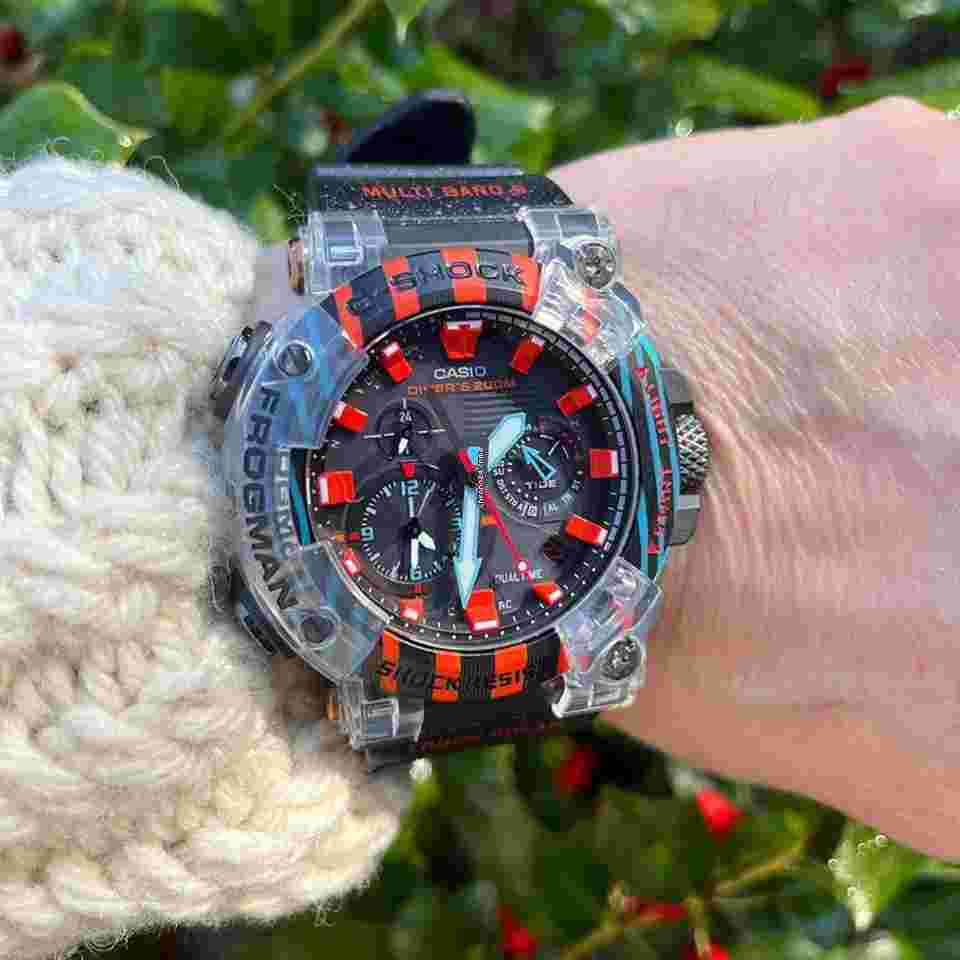 Casio G-Shock
                           
                                 Frogman Master of G Sea GWF-A1000APF-1AJR JDM 200M WR 30TH anniversary 51.7m