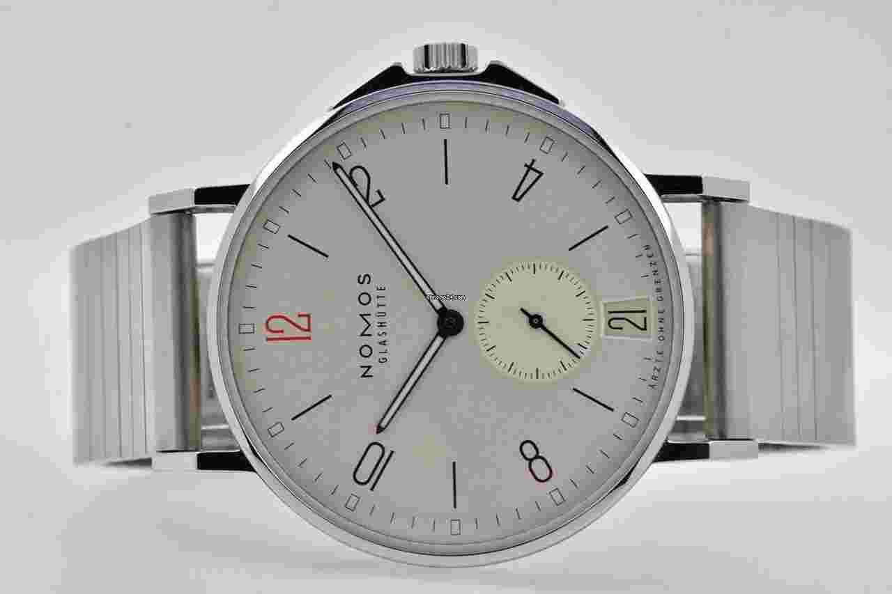 NOMOS Ahoi Datum
                           
                                 Ärzte Ohne Grenzen Limited Edition Date 40mm 551.S2 Ahoi