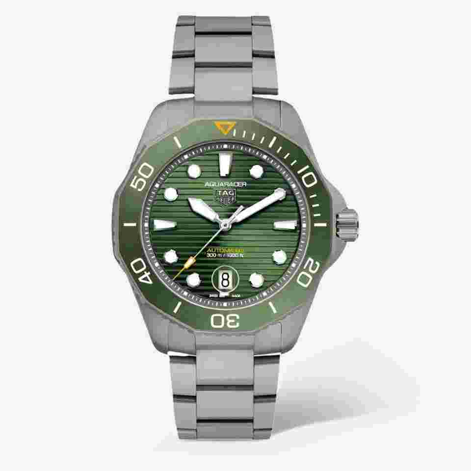 TAG Heuer Aquaracer
                           
                                 Titanium Automatic Men's Watch