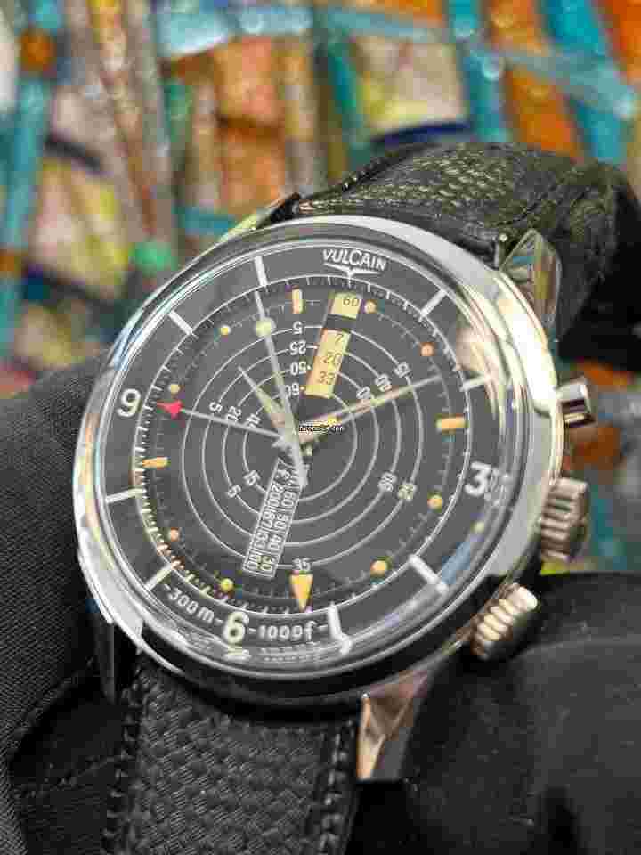 Vulcain Nautical
Vintage Cricket-Nautical 300m-1000f 30 ATM Patents 2568795 2644294
