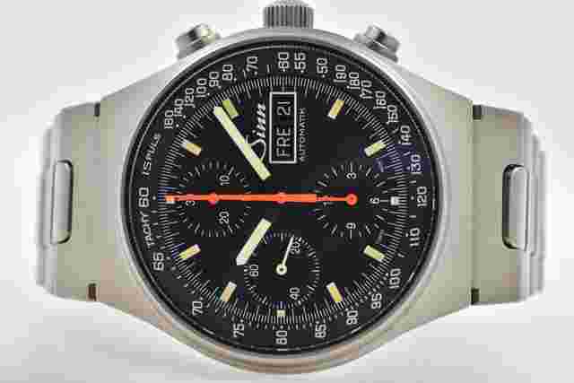 Sinn 144
                           
                                 Ti Chronograph Tritium Vintage