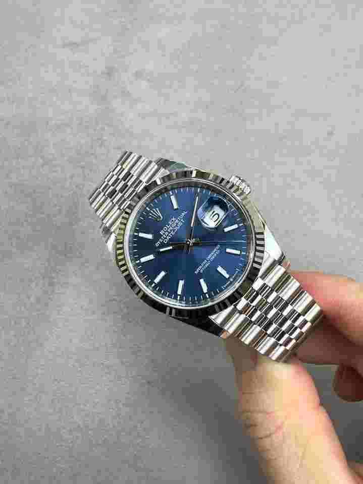 Rolex Datejust 36
blue baton dial jubilee bracelet 2025 unworn