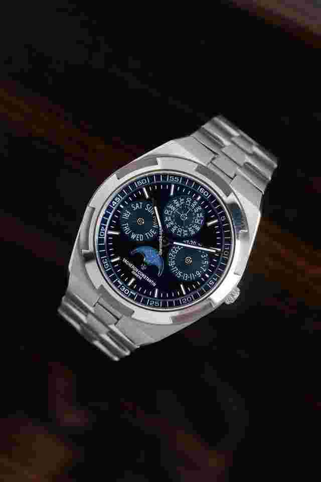 Vacheron Constantin Overseas
                           
                                 Perpetual Calendar Ultra-thin