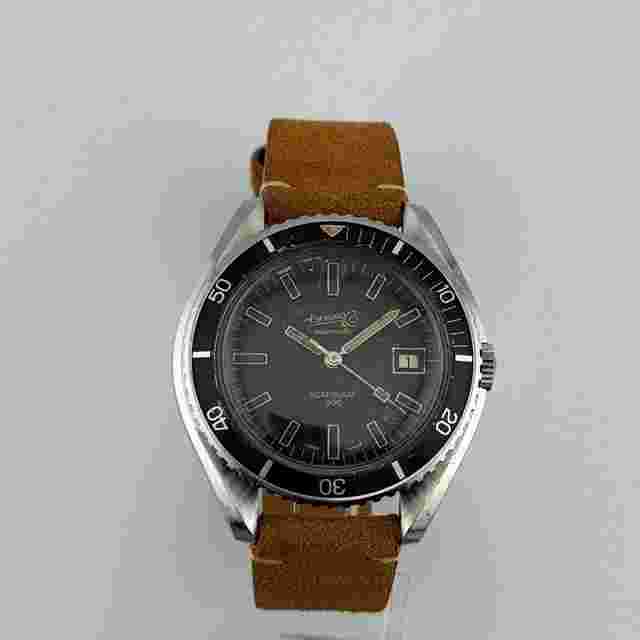 Eberhard Scafograf 300 Asymmetric Case Diver Vintage Swiss Made Rare Tritium