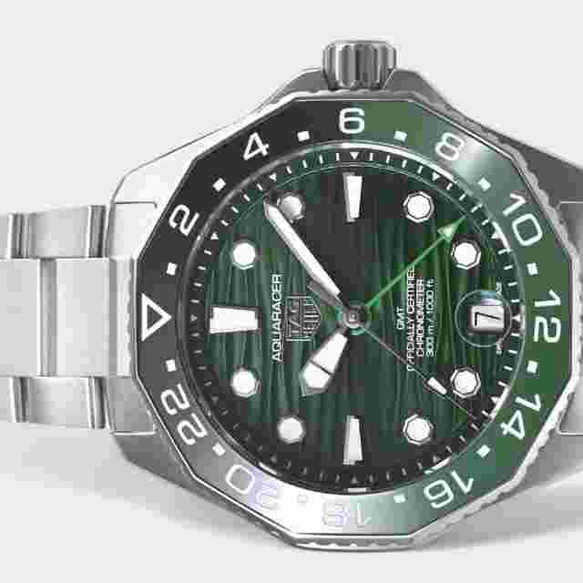 TAG Heuer Aquaracer 300M
                           
                                 NEW Aquaracer Professional 300 Steel Green GMT Date 42mm / Box&Papers / WBP5115.BA0013