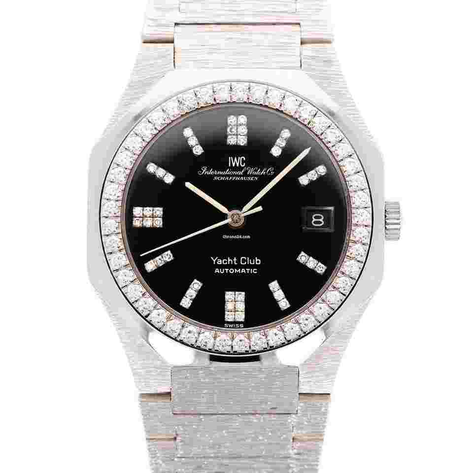 IWC Yacht Club
                           
                                 White Gold Yacht Club Onyx & Diamond Watch