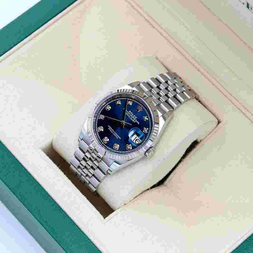 Rolex Datejust 36
36mm Blue Diamonds ref. 126234 - Jubilee Bracelet - Full set