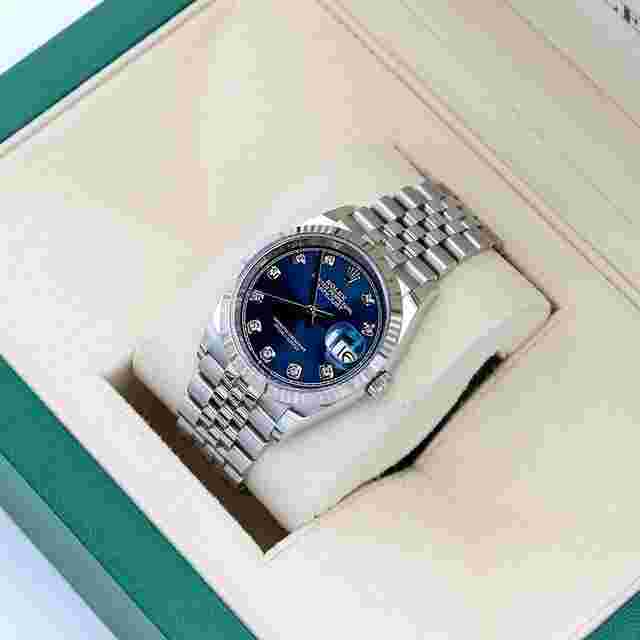 Rolex Datejust 36
                           
                                 36mm Blue Diamonds ref. 126234 - Jubilee Bracelet - Full set