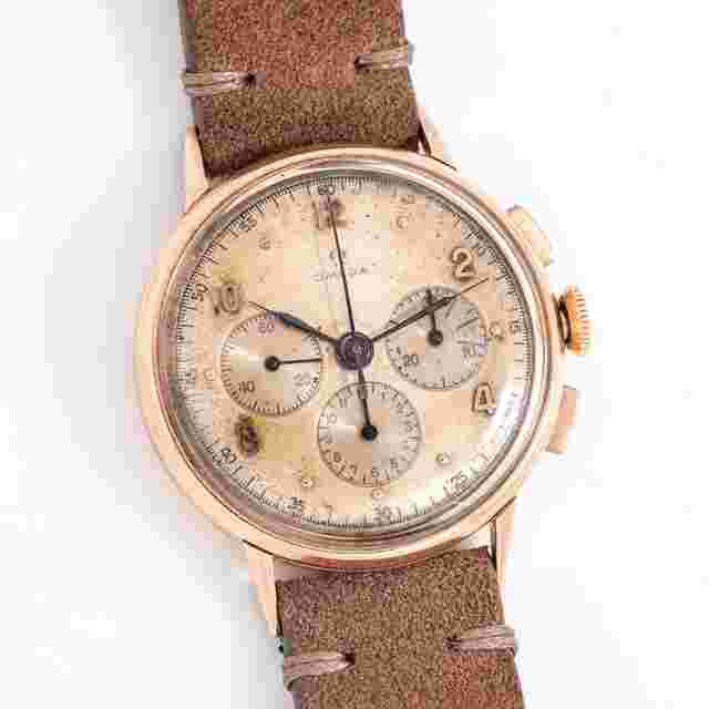 Omega Classic
                           
                                 1946 Vintage Omega Ref. 2279 27CH / 321 Chronograph in Solid 14k Rose Gold ( 15187)