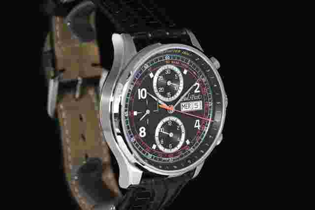 Paul Picot Gentleman
                           
                                 Manual winding Chronograph Day-Date Ref. 2004 Scatola e Garanzia Ref. 2004 SG