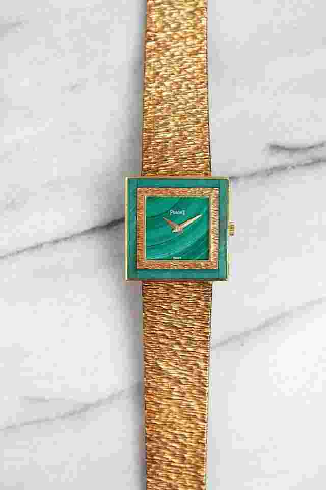Piaget
                           
                                 Vintage 1980s Reference 9200 18K Yellow Gold Manual Wind Green Malachite Dial 25mm Case