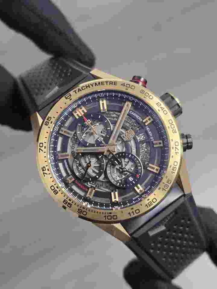 TAG Heuer Carrera
                           
                                 CAR205B.FT6087