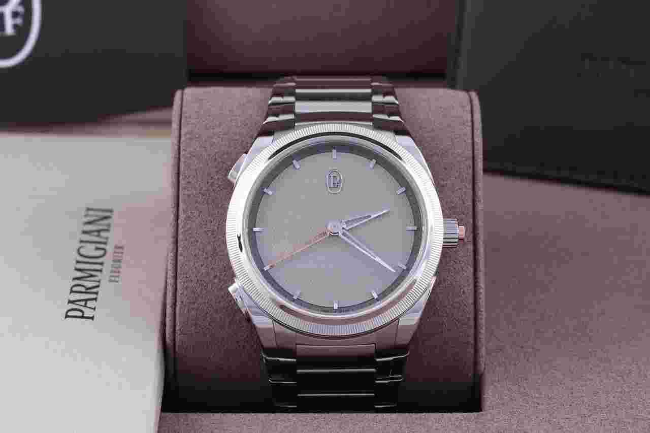 Parmigiani Fleurier Tonda
New 2025 Tonda PF Minute Rattrapante Micro Rotor 40mm PFC904