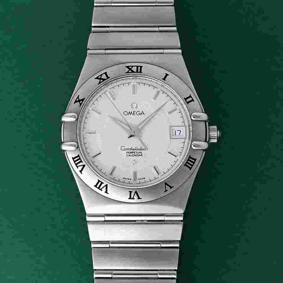 Omega Constellation
Perpetual Calendar Silver Dial Date Box&Papers