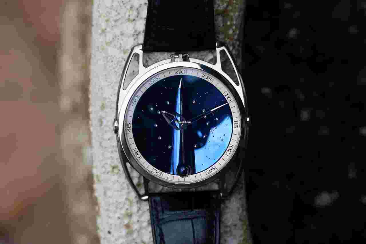 De Bethune DB28
                           
                                 Skybridge ref. DB28CEN Moon Phases
