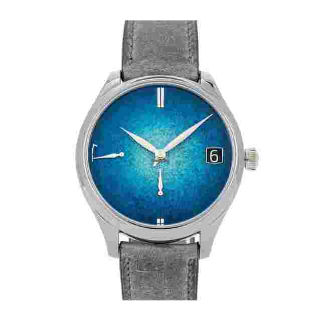 H.Moser & Cie. Endeavour
                           
                                 Perpetual Calendar 1800-2000
