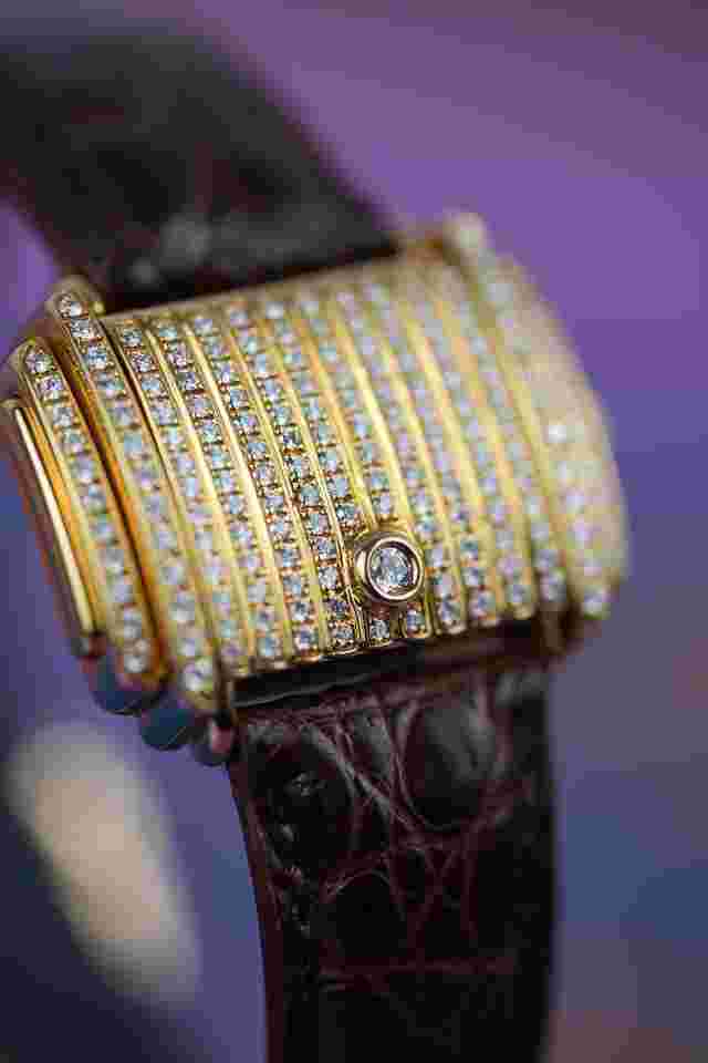 Piaget
                           
                                 Secret Watch / 18K Gold Pave Diamond / Original Deployant
