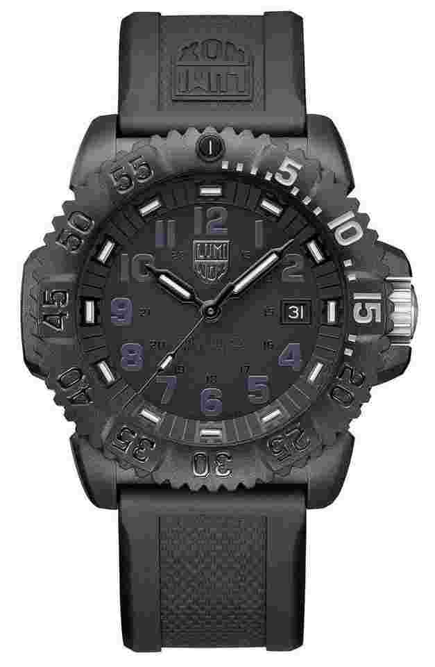 Luminox Navy Seal Colormark
                           
                                 CARBONOX Black Rubber Date Quartz Men Watch XS.3051.GO.NSF