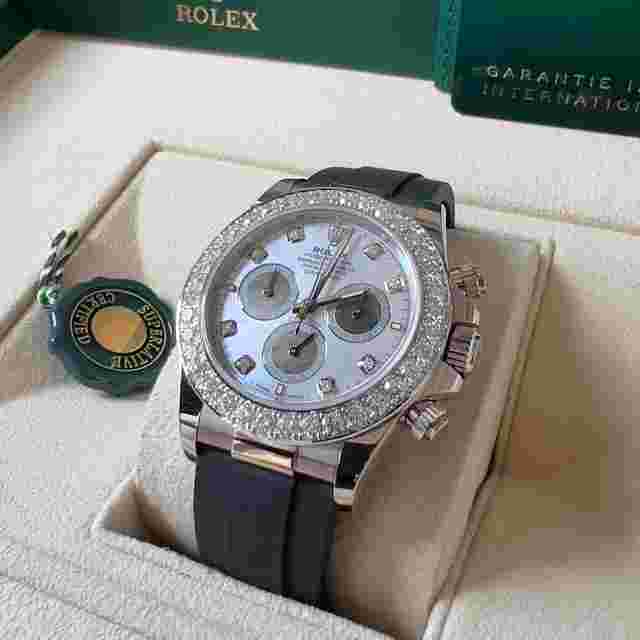 Rolex Daytona
                           
                                 Mother Of Pearl Cosmograph Daytona NEW 2025 126589RBR