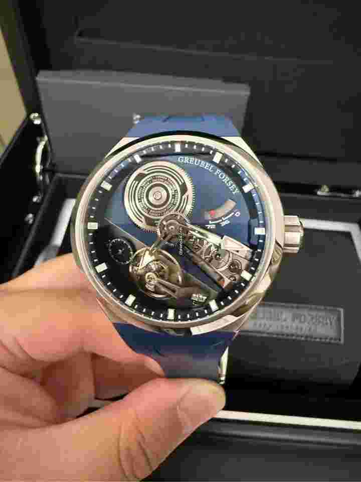 Greubel Forsey
                           
                                 Blancier+S2