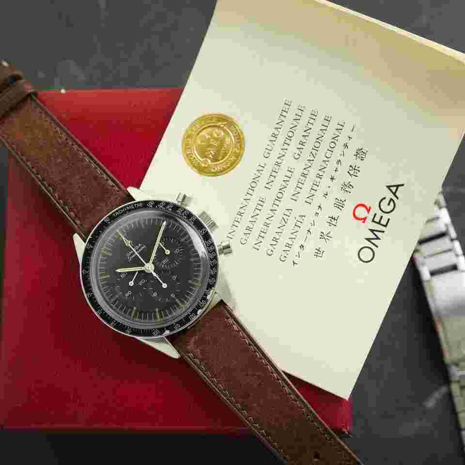 Omega Speedmaster Professional Moonwatch
Vintage Steel 321 Movement Manual Winding