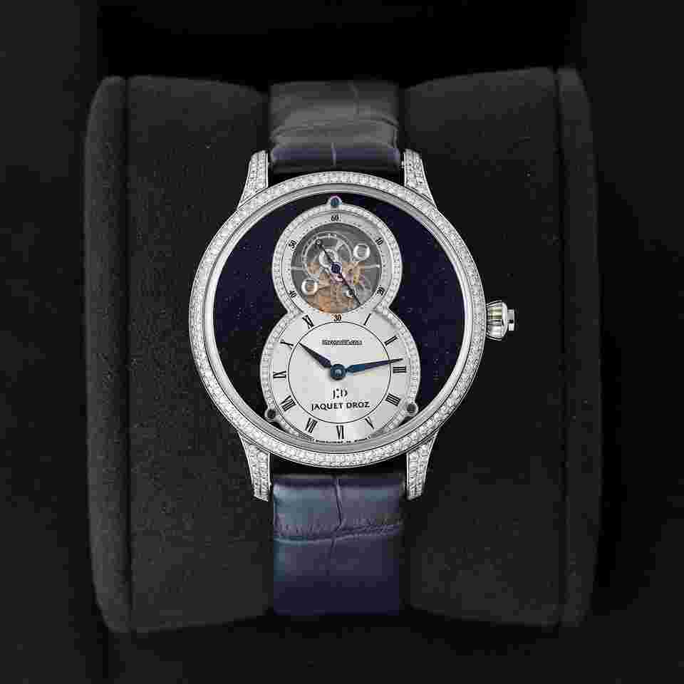 Jaquet-Droz Grande Seconde
                           
                                 Tourbillon 39mm J013014270