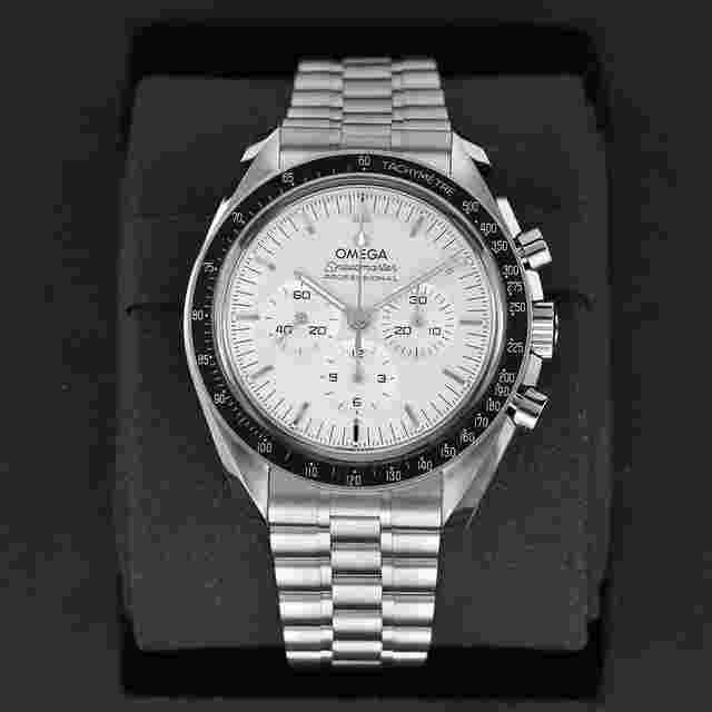 Omega Speedmaster Professional Moonwatch
                           
                                 42mm 310.60.42.50.02.001