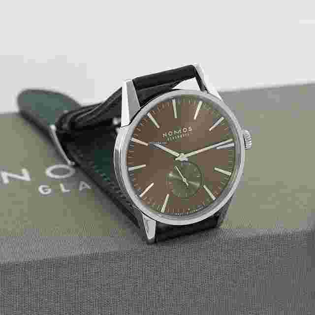 NOMOS Zürich
                           
                                 Glashutte Zurich Automatic 39.8mm 823