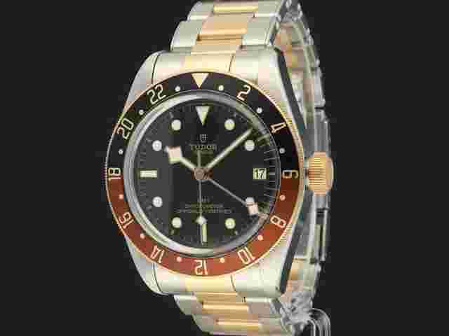 Tudor Black Bay GMT
                           
                                 Gold/Steel 79833MN