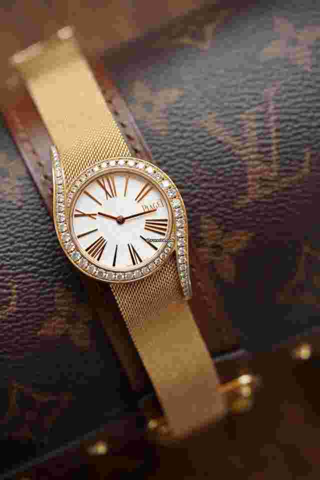 G0A45213 Piaget