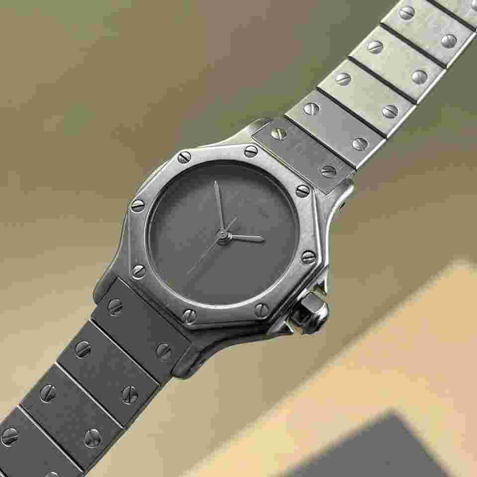 Cartier Santos
Octagon 'Ghost Slate' dial