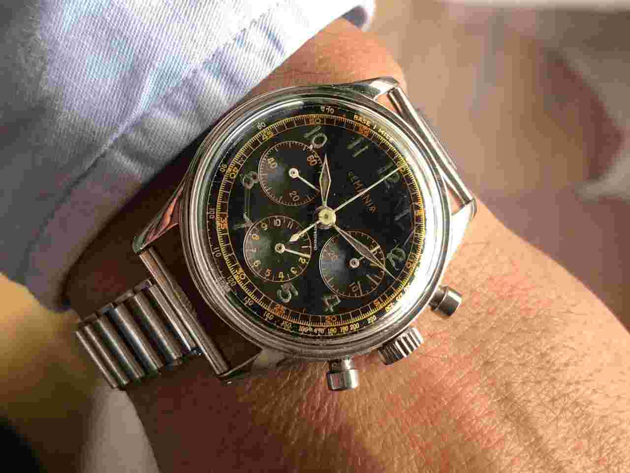 Lemania
321 Lemania 27CHRO C12 - caliber military black dial radium + guy fréres bracelet steel