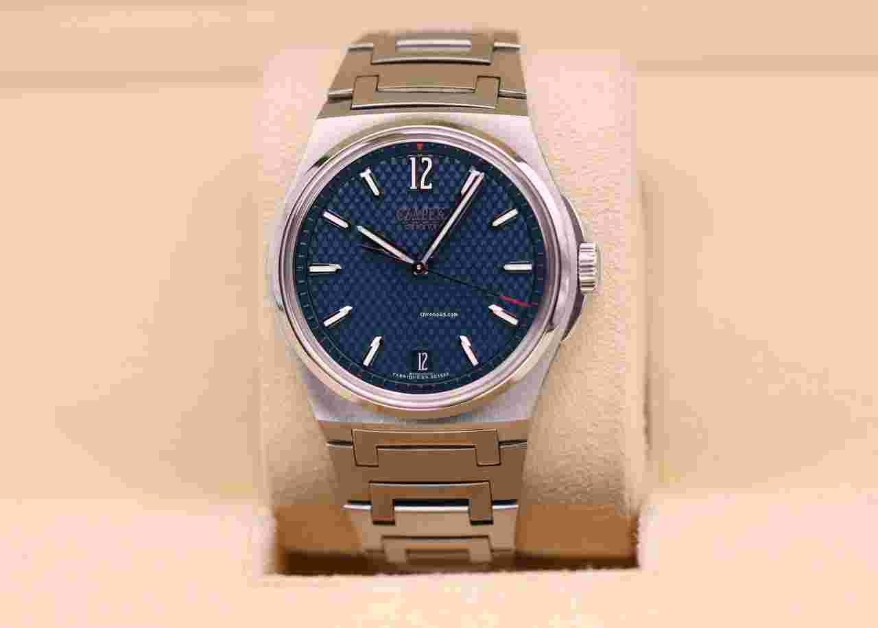 Czapek
                           
                                 Antarctique Passage de Drake Deep Blue Dial