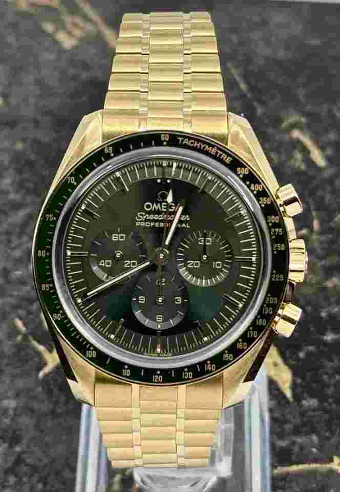 Omega Speedmaster Professional Moonwatch
New 2025 - Speedmaster Moonwatch Professional - Green Dial