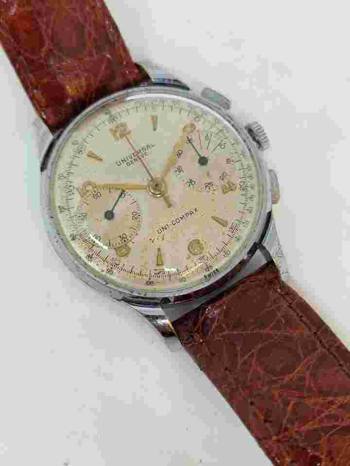 Universal Genève
Uni-Compax 285 Original Dial