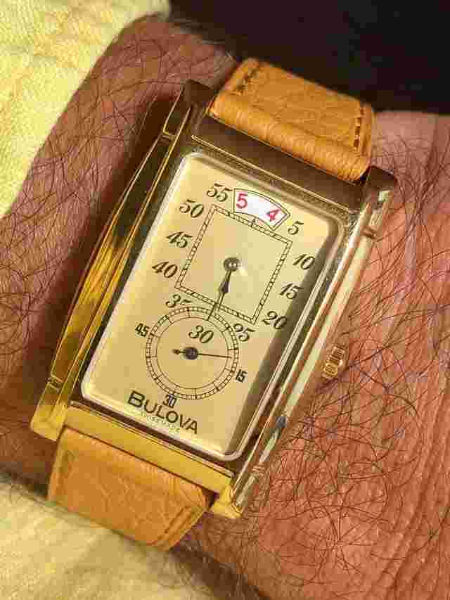 Bulova 8.098.1.0.10 Saltarello Jumping Hour Doctor's Watch Tank Art Deco Like New Cronometro Vintage MINT Limited Edition